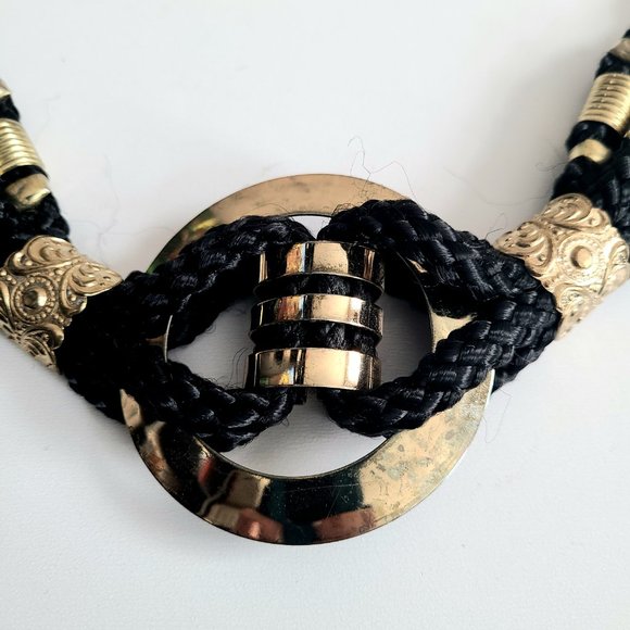 Vintage gold tone belt. Made in Korea. - Picture 3 of 7